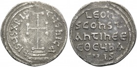 Leo IV the Khazar, with Constantine VI, 775-780. Miliaresion (Silver, 20 mm, 2.02 g, 11 h), Constantinople, 776-780. ҺSЧS XRISTЧS ҺICA Cross potent on...