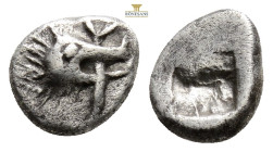 MYSIA, Kyzikos. Circa 550-480 BC. AR Obol (9,6 mm, 1 g). Head of boar right, holding tunny in its jaws / Rough incuse square. Von Fritze II –; SNG Fra...