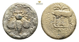 Ionia, Ephesos (2nd - 1st cent. BC) AE
Demetrios, magistrate. 3,6 g. Obv: E-Φ, Bee within wreath
Rev: ΔHMHTPI/OΣ, stag, standing right, in front of pa...