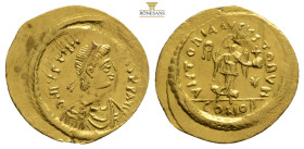 Justin I (518-527), Tremissis, Constantinople, c. AD 518-527; AV ( 1.27 g. 18 mm.) D N IVSTI - NVS PP AVG, diademed, draped and cuirassed bust r., Rv....