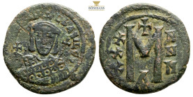 Leo V, the Armenian (813-820 AD) Constantinople
AE Follis or AE Nummi (22.3 mm, 4,6 g.)
Obv: LEON bASIL, crowned and cuirassed bust facing with short ...