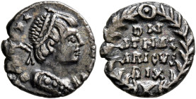 OSTROGOTHS. Athalaric, 526-534. 1/4 Siliqua (Silver, 11 mm, 0.70 g, 6 h), in the name of Justinian I (527-565), Rome, 527-534. D N IVSTINIAN AVG Pearl...