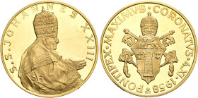 ITALY. Papal Coinage. John XXIII, 1958-1963. Medal 1958 (Gold, 26 mm, 7.68 g, 12 h), on his election on 4 November. Issued by Koninklijke Begeer, Utre...