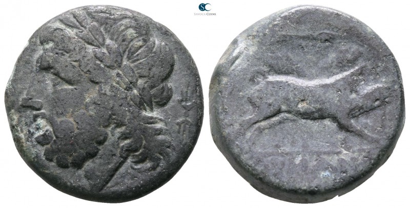Apulia. Arpi 325-275 BC. 
Bronze Æ

18mm., 8,09g.



nearly very fine