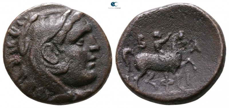 Kings of Macedon. Uncertain mint. Philip V. 221-179 BC. 
Unit Æ

16mm., 3,56g...