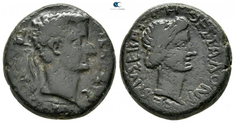 Macedon. Thessalonica. Tiberius and Livia AD 14-37. 
Bronze Æ

22mm., 9,10g....
