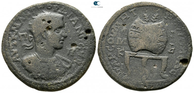 Cilicia. Tarsos. Gordian III. AD 238-244. 
Bronze Æ

36mm., 27,76g.



ne...
