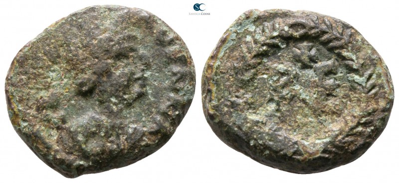 The Ostrogoths. Ravenna AD 493-526.
Dekanummium AE

16mm., 4,69g.



near...