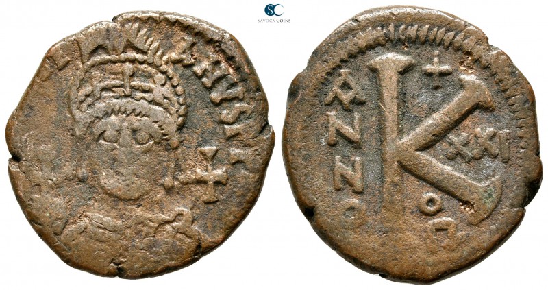Justinian I. AD 527-565. Constantinople
Half follis Æ

26mm., 8,97g.



n...