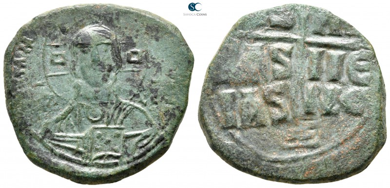 Romanus III Argyrus. AD 1028-1034. Constantinople
Anonymous follis Æ

29mm., ...