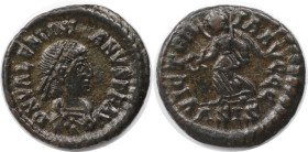 Römische Münzen, MÜNZEN DER RÖMISCHEN KAISERZEIT. Valentinianus II. (375-392 n. Chr). Ae 4, 384-387 n. Chr. (1.25 g. 14 mm) Vs.: DN VALENTINIANVS PF A...