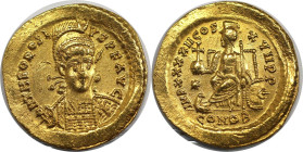 Römische Münzen, MÜNZEN DER RÖMISCHEN KAISERZEIT. Theodosius II. AV Solidus. Konstantinopel, 441-450 n. Chr. 4,42 g. 21,0 mm, 6h. Vs.: D N THEODOSIVS ...