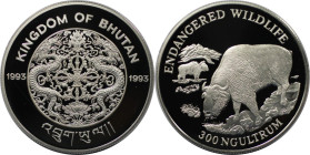 Weltmünzen und Medaillen, Bhutan. Gefährdete Weltwildleben-Reihe - Takin. 300 Ngultrums 1993. 31,47 g. 0.925 Silber. 0.94 OZ. KM 67. Polierte Platte