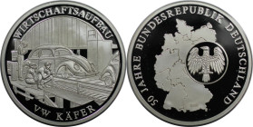 Medaillen und Jetons, Gedenkmedaillen. 50 Jahre Bundesrepublik Deutschland (Wirtschaftsaufbau VW Käfer). Silbermedaille 1993. 0.999 Feinsilber. 20,0 g...