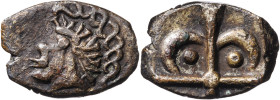 (s. II-I a.C.). Galia. Volcae Tectosages. Dracma "à la croix". (De la Tour 2986) (Savès 75). 2,26 g. MBC.