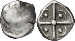 (s. II-I a.C.). Galia. Dracma "à la croix". (Savès 379). Grupo de tipo incierto. 3,42 g. MC/MBC.