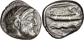 (hacia 348-339 a.C.). Fenicia. Arados. Estátera de plata. (S. 5971) (CNG. X, 35). 10,35 g. MBC+/MBC.