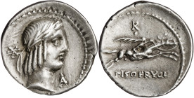 (hacia 90 a.C.). Gens Calpurnia. Denario. (Bab. 11) (S. 11a) (Craw. 340/1) (FFC. 311). Sirvió como joya. 3,22 g. (MBC+).