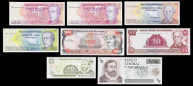 Nicaragua. Lote de 8 billetes de distintos valores. A examinar. S/C.