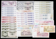 Serbia y Yugoslavia. Lote de 43 billetes de distintos valores, algunos correlativos. A examinar. MBC/S/C-.