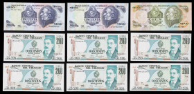 Uruguay. 50 (dos), 100 y 200 (seis) nuevos pesos. Lote de 9 billetes, algunos correlativos. A examinar. S/C.