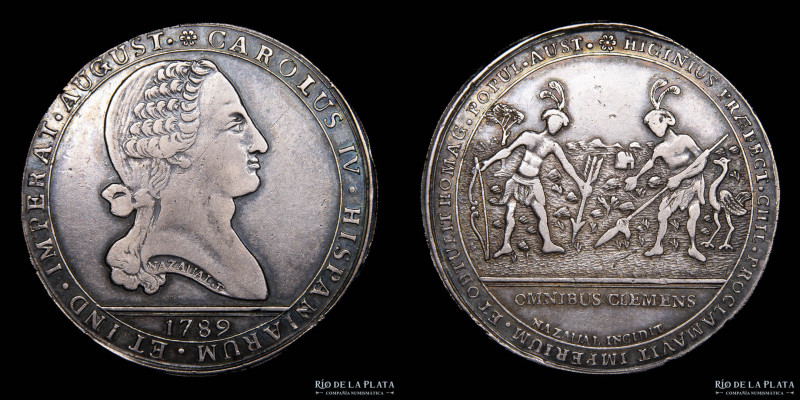Santiago (Chile). Carlos IV. 1789 Proclama 10 Reales. Plata; 41.5mm; 26.75g. A: ...