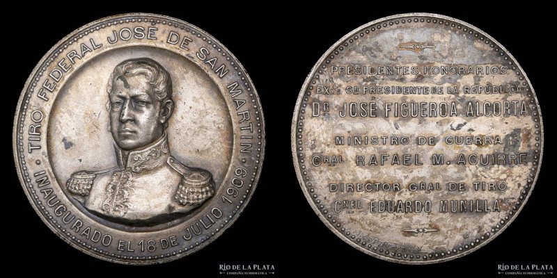 Argentina. Tiro. 1909. Tiro Federal José de San Martín. Metal plateado; 40mm; 29...