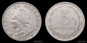Argentina. Error. 5 Centavos 1942. Cuño partido y picado
