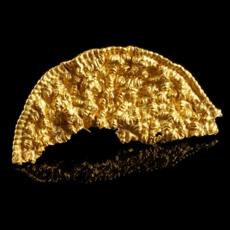 Roman Gold Foil Disc
1st-3rd century CE
Gold, 59 mm, 5,80 g
Gold foil decorat...