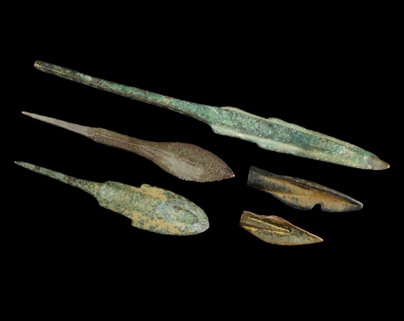 Bronze Arrowheads
Bronze Age-Greek
Bronze, 28-138 mm
Different types.
Fine c...