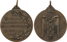 Spanish Medals
Medalla II Juegos deportivos de la juventud. 1966. SEVILLA. Anv.: Laurea y leyenda. Rev.: Escudo del S.E.U., superpuesto NO-DO. 30,75 ...