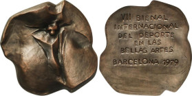 Spanish Medals
Medalla. 1979. VII BIENAL INTERNACIONAL DEL DEPORTE EN LAS BELLAS ARTES. BARCELONA. Anv.: Diseño abstracto. Rev.: Leyenda. Br. Ø 64x61...