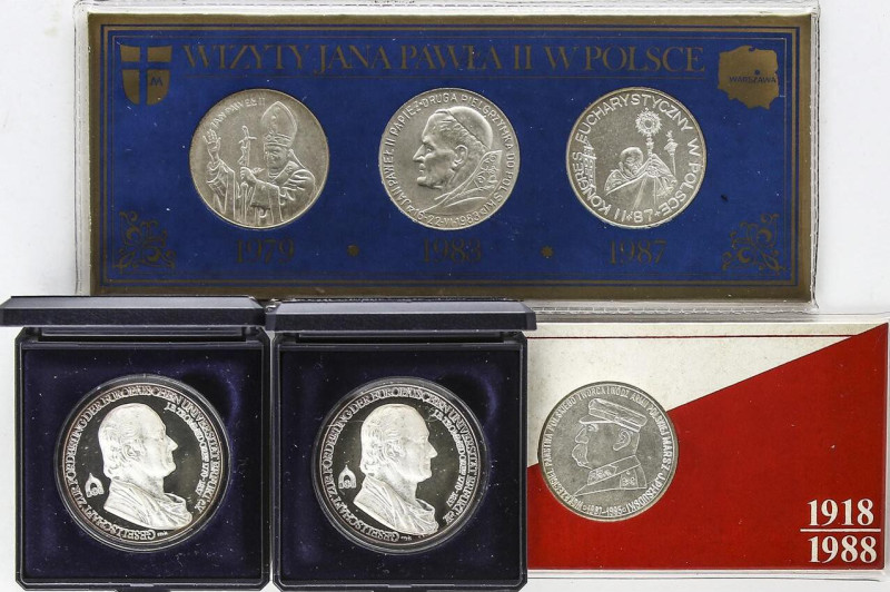 World Medals
Lote 6 medallas. ALEMANIA (2), POLONIA (4). AR (2), CuNi. ALEMANIA...