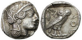 Ancient coins: Greece
Greece. Tetradrachm, 454 - 404 BC, Athens - NICE 
AW: Głowa Ateny w hełmie attyckim w prawo
RW: Sowa stojąca w prawo, z głową...