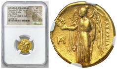 Ancient coins: Greece
Greece, Macedonia. Alexander the Great 336-323 BC Stater, NGC VF 5/5 4/5 - RARE 
AW: Głowa Ateny w hełmie korynckim w prawo
R...