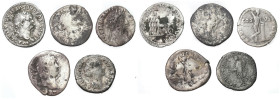 Ancient coins: Roman Empire (Rome)
Roman Empire. Denar, set of 5 pieces 

Patyna.&nbsp;

Details: 12,31 g Ag łącznie 
Condition: 3/4 (VF/F)