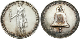 Germany
Germany Third Reich. Medal 1936 - Olympic Games, Berlin 

Na obrzeżu: BAYER HAUPTM NZAMT FEIN SILBER.&nbsp;Pięknie zachowany.&nbsp;

Deta...
