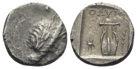 Lykien. Lykischer Bund.

 Drachme (Silber). Ca. 88 - 84 v. Chr. Olympos.
Vs: Kopf des Apollon mit Lorbeerkranz und Köcher mit Bogen über der Schult...