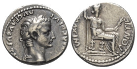 Tiberius (14 - 37 n. Chr.).

 Denar (Silber). 18 - 35 n. Chr. Rom.
Vs: TI CAESAR DIVI AVG F AVGVSTVS. Kopf mit Lorbeerkranz rechts.
Rs: PONTIF MAX...