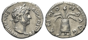 Hadrianus (117 - 138 n. Chr.).

 Denar (Silber). 134 - 138 n. Chr. Rom.
Vs: HADRIANVS AVG COS III P P. Büste mit Lorbeerkranz und Drapierung rechts...