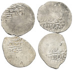 Karamaniden. Muhammad bin 'Ala ad-Din (805 - 822 H. / 1402 - 1419).

 Akce (Silber). 811 H. Konya.
Lot (2 Stück):
Vs: Shahadah. Außen die Namen de...