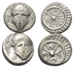 Griechische Münzen - Lots.


Mesembria (Thrakien).

Lot (2 Stück, Silber): Diobol; ca. 5. - 4. Jhdt. n. Chr.

Sehr schön - fast sehr schön.

...