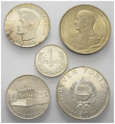 Europa - Lots.


Ungarn.

Lot (5 Stück, Silber): 
5 Pengö und 1 Pengö 1939; 50 Forint 1968; 10 forint 1956 und 5 Forint 1948.

Vorzüglich - fa...