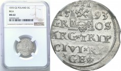 Sigismund III Vasa. Trojak (3 grosze) 1593, Riga NGC MS62

Mennicza wada krążka, ale moneta z zachowanym pięknym połyskiem menniczym.Iger R.93.1.c
...