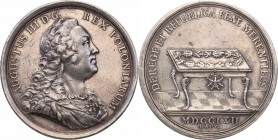 Augustus III the Sas. Award medal of the white eagle 1761, Leipzig

Aw.: Popiersie króla w prawo w zbroi okrytej płaszczem. W otoku: AUGUSTUS III D ...