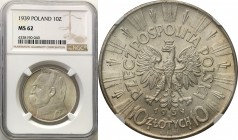 II RP. 10 zlotych 1939 Pilsudski NGC MS62
Wspaniale zachowany egzemplarz, intensywny połysk menniczy, doskonałe detale. Rzadka moneta w takim stanie ...