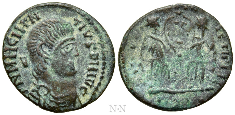 MAGNENTIUS (350-353). Ae. Contemporary imitation. 

Obv: D N MAGNENTIVS P F AV...