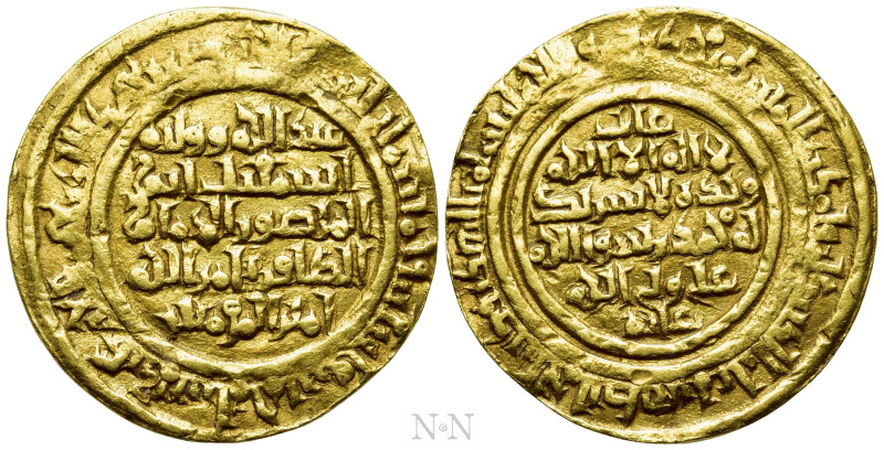 ISLAMIC. Fatimids. Al-Zafir (AH 544-549 / AD 1149-1154). GOLD Dinar.

Obv: Leg...