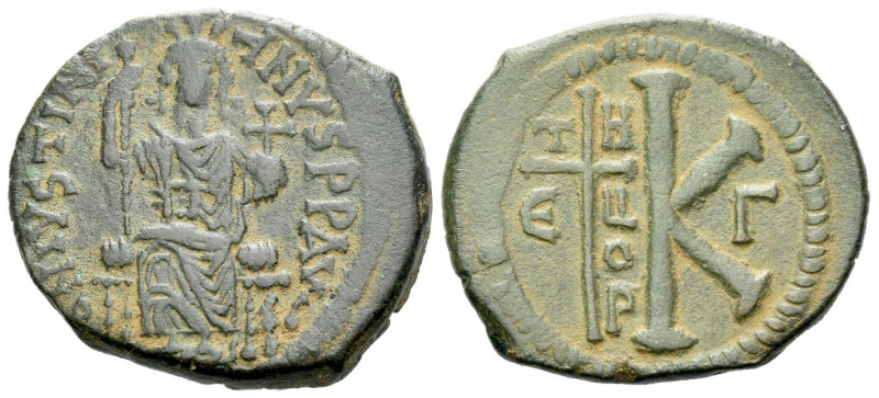 Justinian, 527-565 Half follis Antiochia circa 527-565, Æ 25.00 mm., 8.79 g.
Ju...