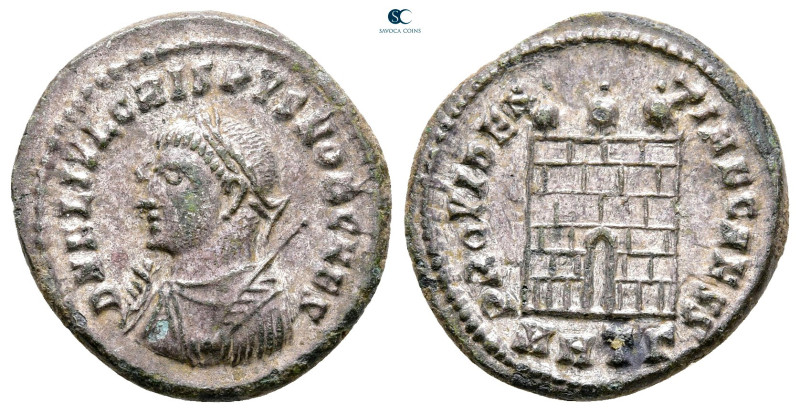 Crispus, as Caesar AD 316-326. Heraclea
Follis Æ silvered

20 mm, 3,13 g

...